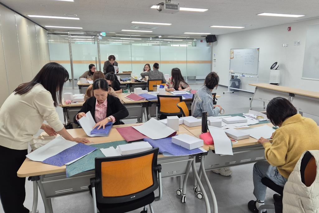 해당 이미지 내용은 아래 텍스트를 참고바랍니다.